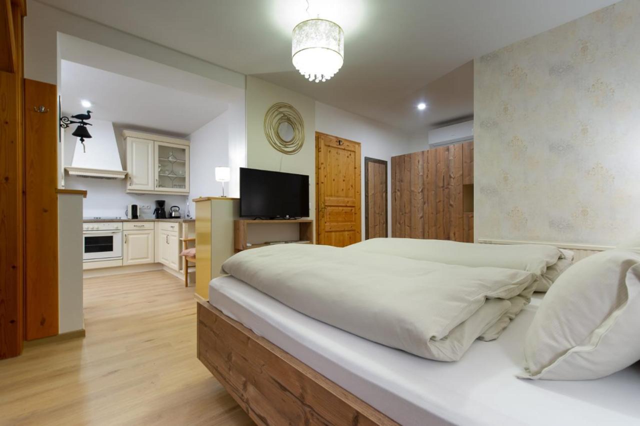 Arkadenhof Zur Puszta Graf Hotel Illmitz Ngoại thất bức ảnh